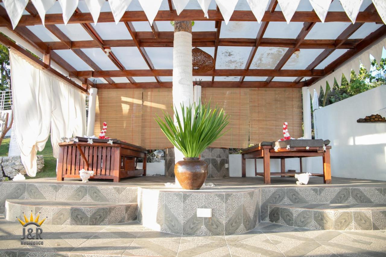 J&R Residence Anda  Exterior photo